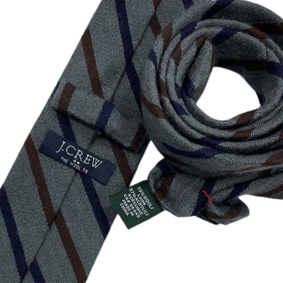 J. CREW Gray Striped Wool Blend LUXURY Slim Tie - Picture 3 of 4